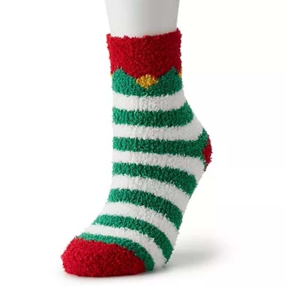 🔹️NWT Cozy Green & White Striped Elf Crew Socks
